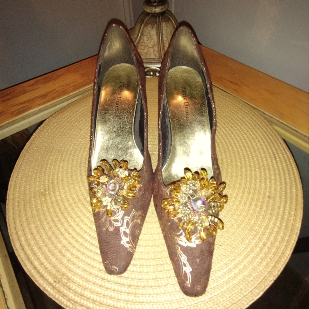 Vintage Pierre Pierce w/gold embellishments and rhinestones